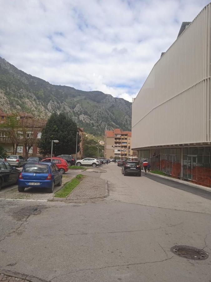 Apartment Maki Kotor Exteriér fotografie
